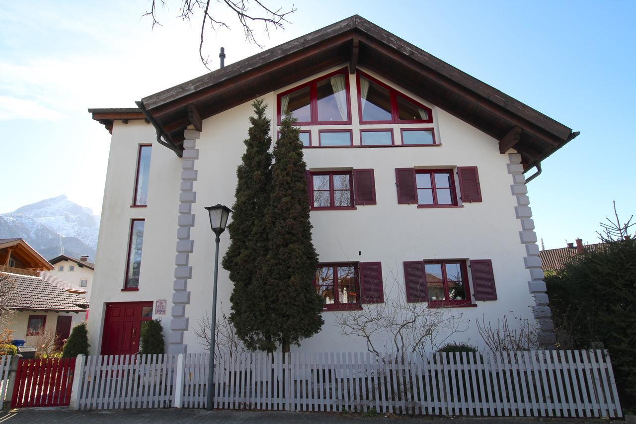 Himmelschloesschen & Chalet Rose Garmisch-Partenkirchen Esterno foto